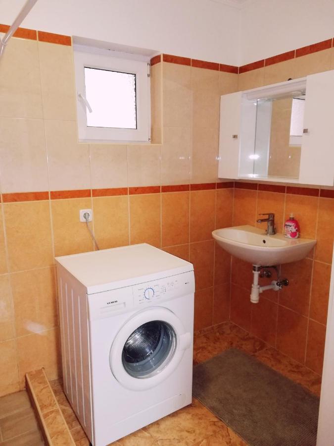 Napvirag Vendeghaz Villa Kestel Dış mekan fotoğraf