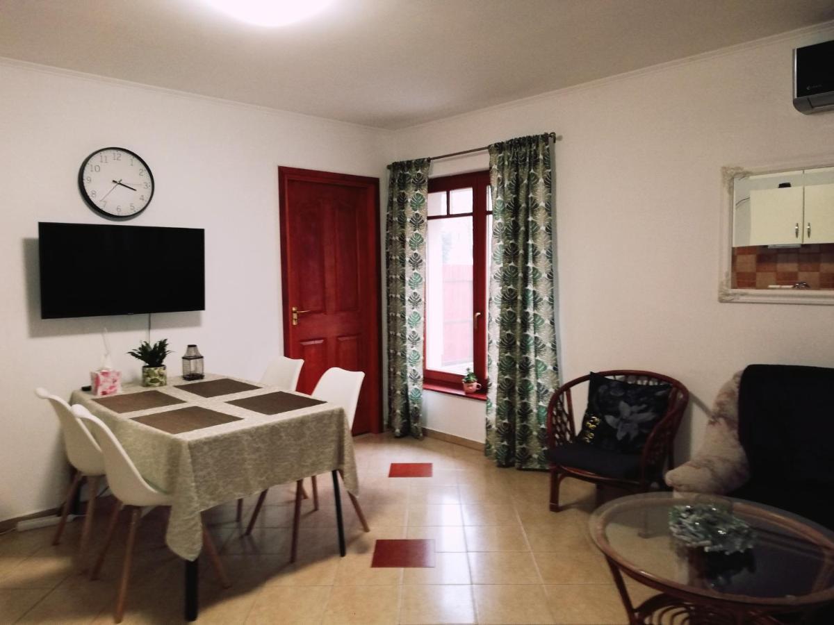Napvirag Vendeghaz Villa Kestel Dış mekan fotoğraf