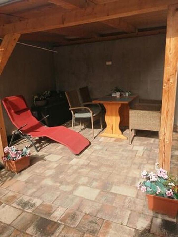 Napvirag Vendeghaz Villa Kestel Dış mekan fotoğraf