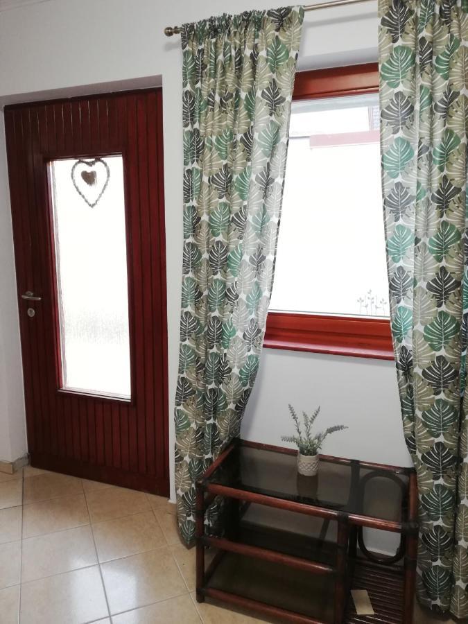 Napvirag Vendeghaz Villa Kestel Dış mekan fotoğraf