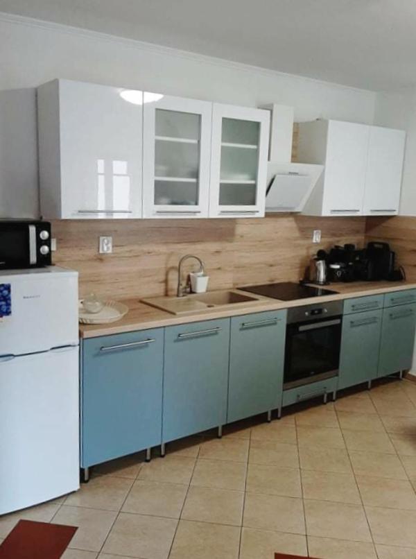 Napvirag Vendeghaz Villa Kestel Dış mekan fotoğraf